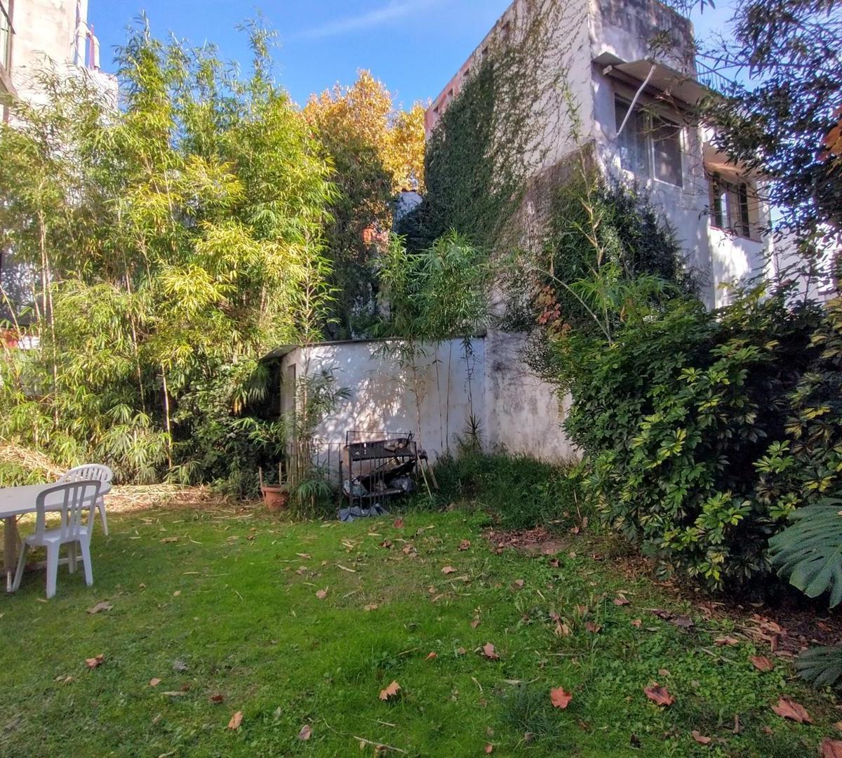 Unica! Importante Casa Usd 400.000. - 3 Plantas con Jardin 4