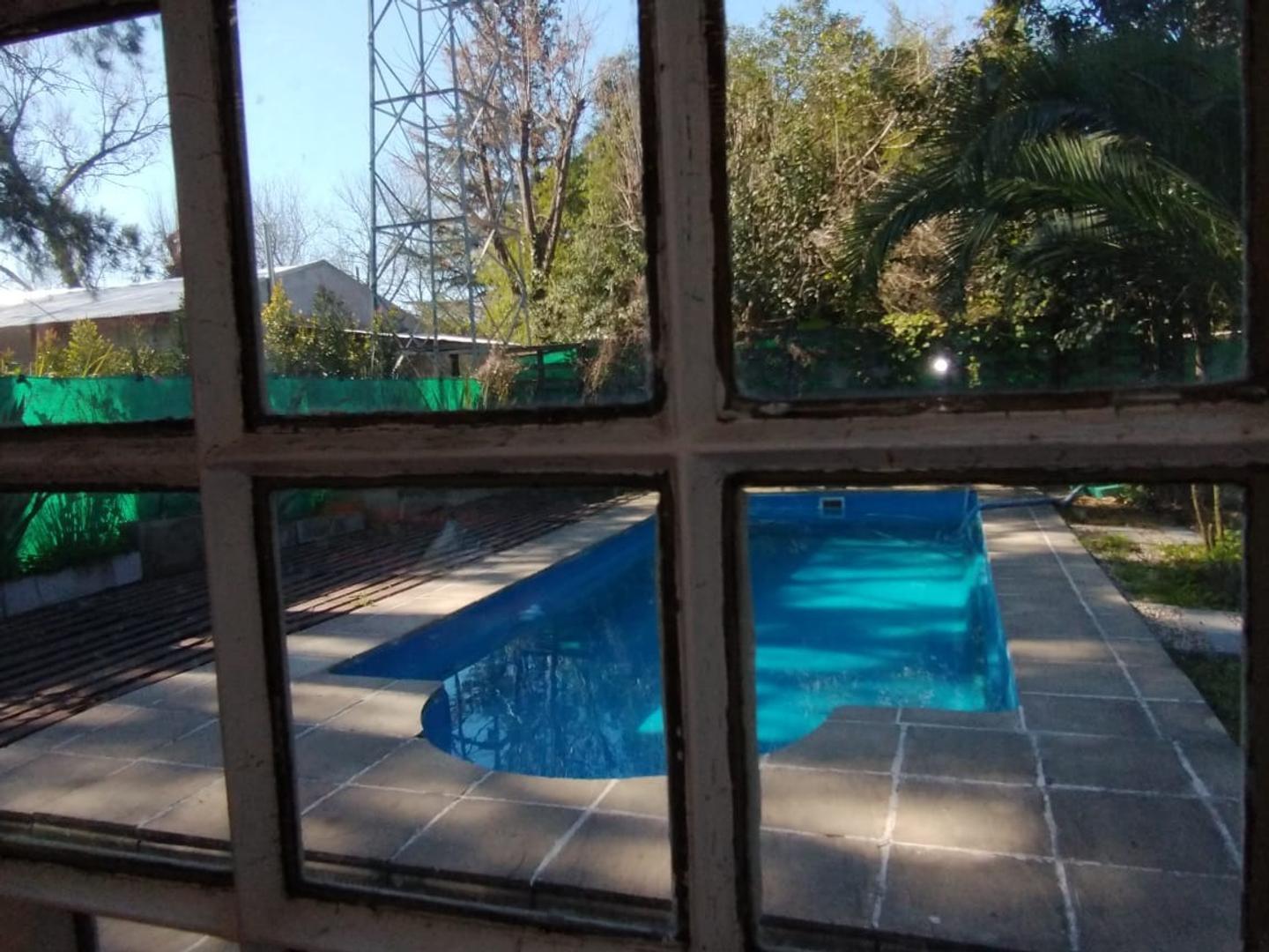 Foto de Alquiler casa gran parque 3 dorm + pileta usd 900.-, imagen 4