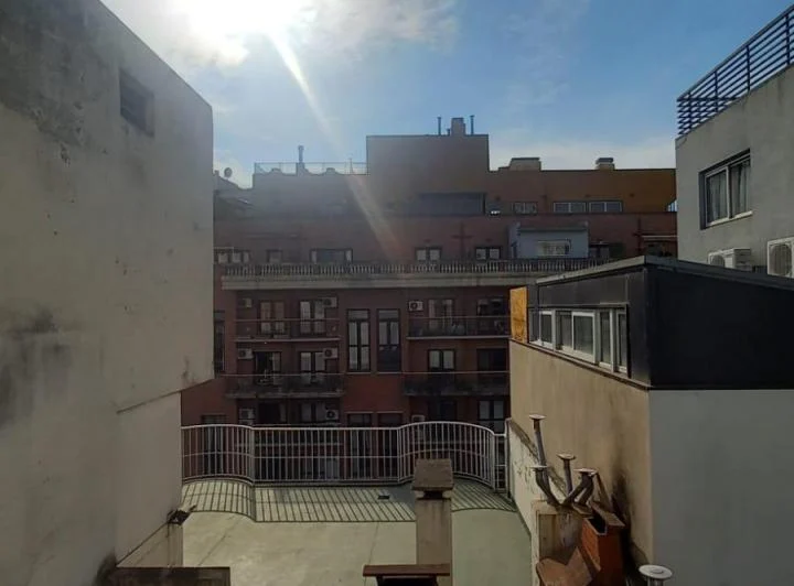 DEPARTAMENTO 3 AMBIENTES 2 BAÑOS BALCON LUMINOSO PAQUETE CABRERA 2964 4