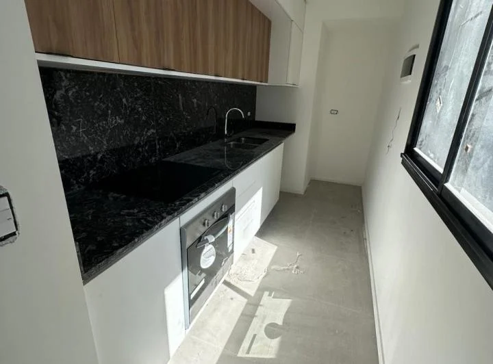 3 AMBIENTES A ESTRENAR CON BALCON SUPER LUMINOSO 2 BAÑOS COMPLETOS HIDALGO 879  4