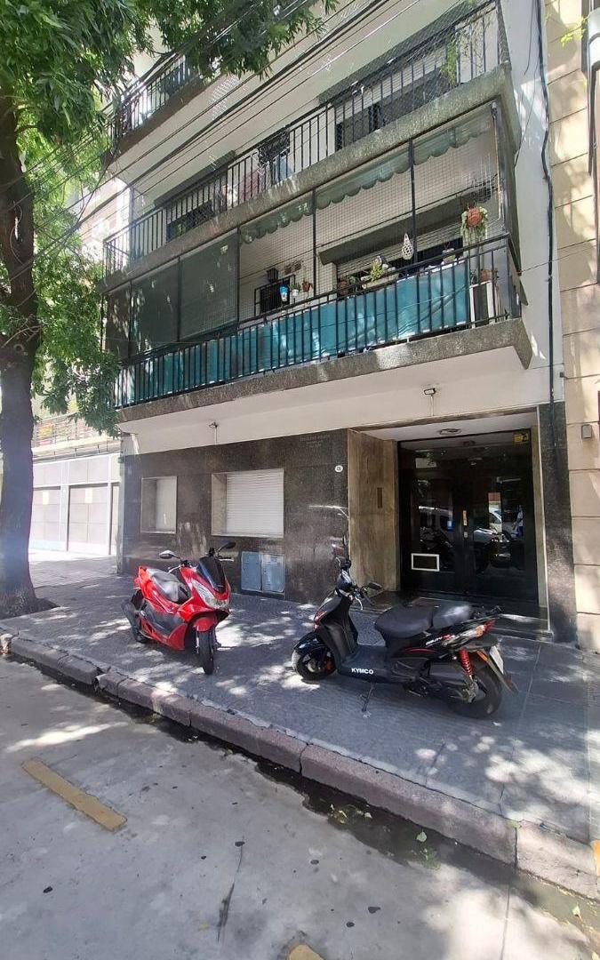 2 AMBIENTES PB AL FRENTE APTO PROFESIONAL COCINA PATIO PAQUETE ALQUILER/ FELIPE VALLESE 574