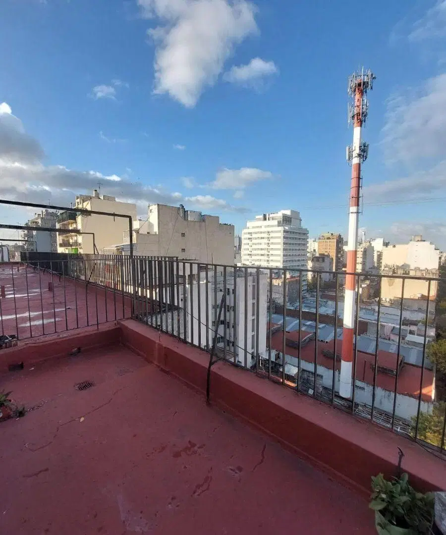 2 AMBIENTES CONTRAFRENTE SUPER LUMINOSO BALCON ATERRAZADO MUY BUEN ESTADO VIRREY CEBALLOS 877 3