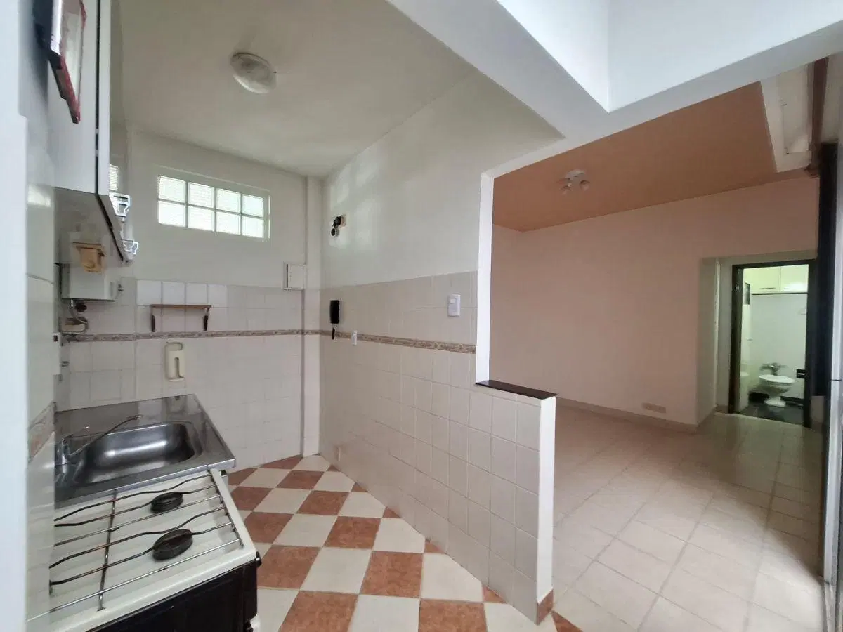 2 AMBIENTES LATERAL LUMINOSO MUY BUENA DISTRIBUCION COCINA Y BAÑO COMPLETOS AV DIAZ VELEZ 5348 3