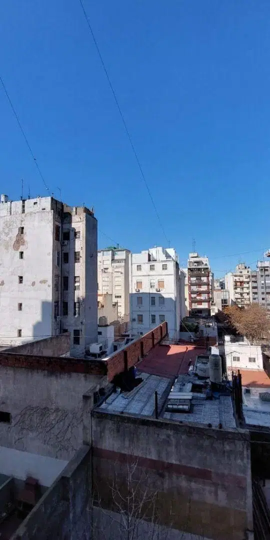 MONOAMBIENTE CONTRAFRENTE SUPER LUMINOSO MUY BUEN ESTADO EXCELENTE UBICACION AV BELGRANO 1836 4