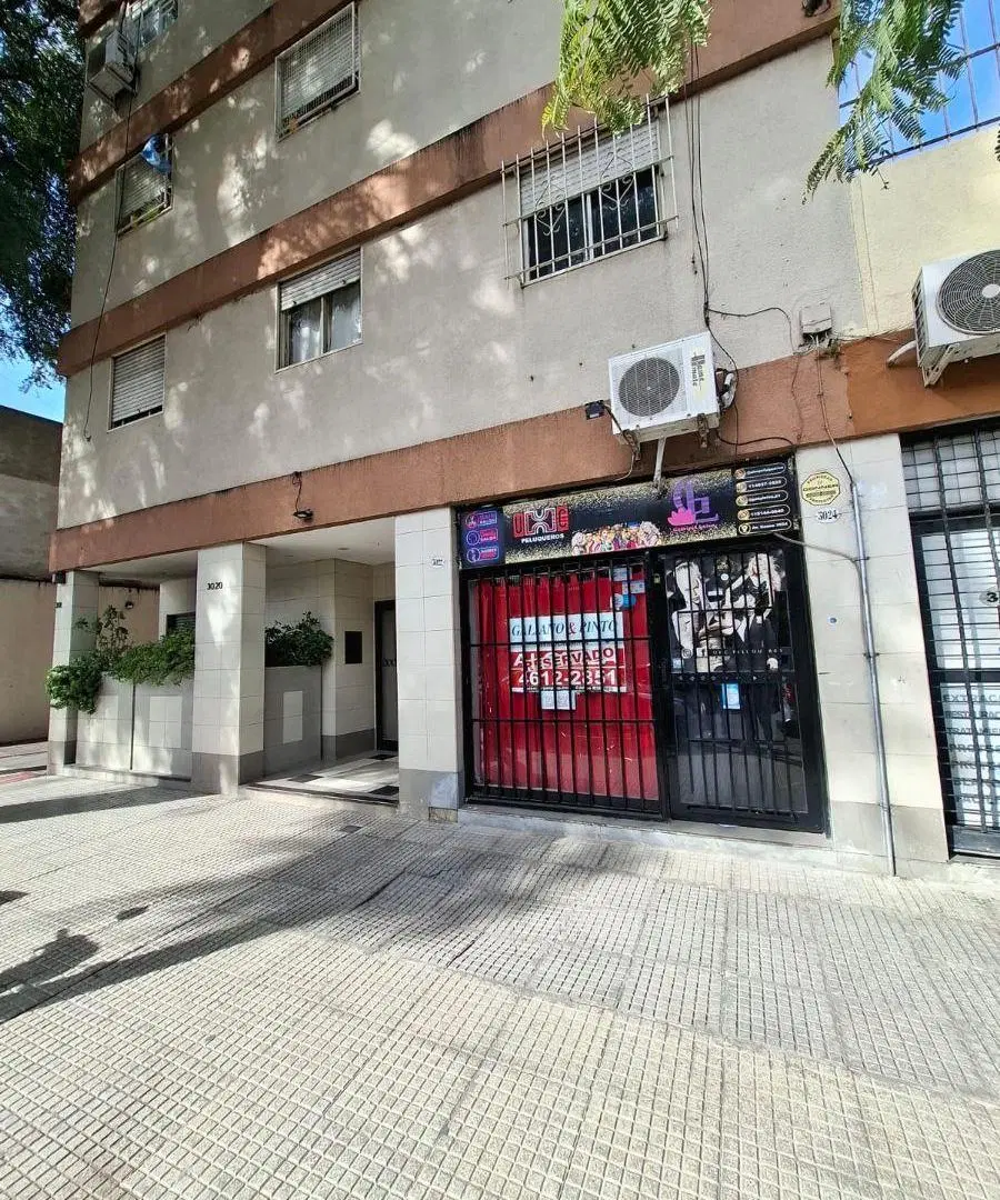 2 AMBIENTES LATERAL SUPER LUMINOSO MUY BUEN ESTADO COCINA Y BAÑO COMPLETO AV GAONA 3020 1