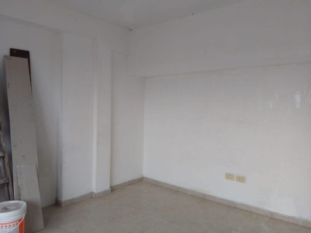 Foto de 2 AMBIENTES ESTUDIO BALCON ATERRAZADO INCLUYE EXPENSAS IMPUESTOS, imagen 4