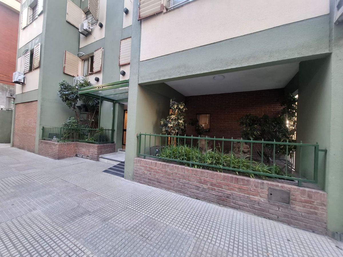 Foto de 3 AMBIENTES FRENTE SUPER LUMINOSO MUY BUEN ESTADO Y DISTRIBUCIÓN, imagen 3