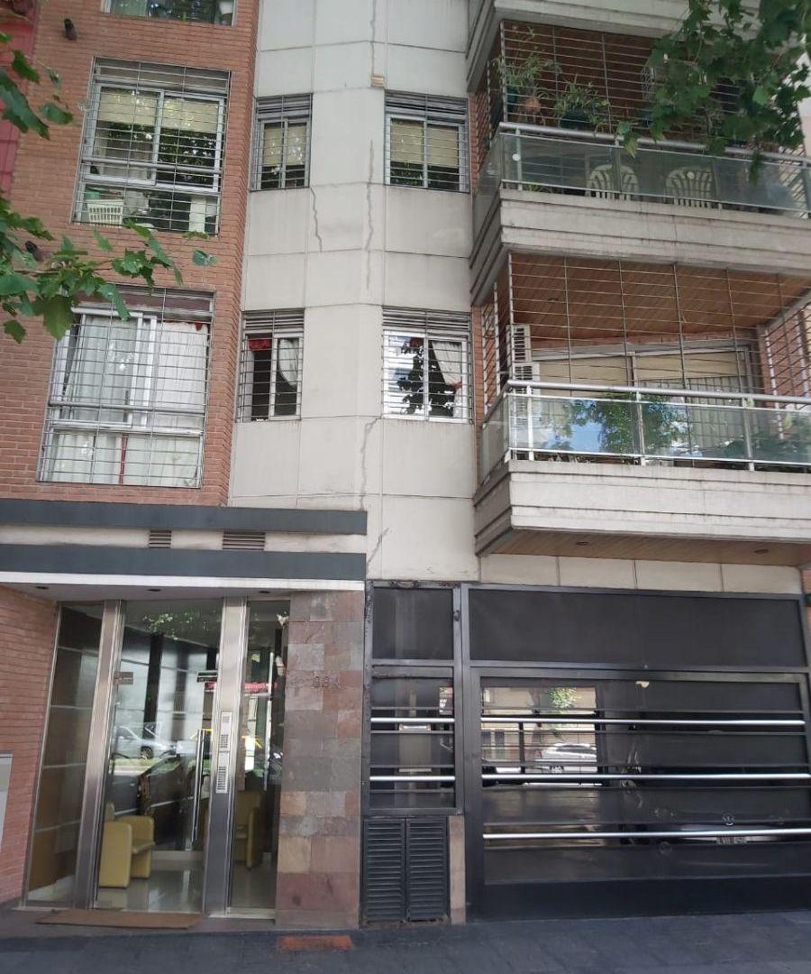 Foto de PISO 4 AMBIENTES COCHERA GRAN PATIO CON PARRILLA APTO PROFESIONAL, imagen 1