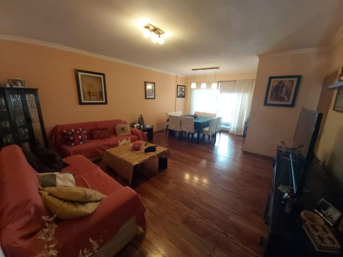 Foto de PISO 4 AMBIENTES COCHERA GRAN PATIO CON PARRILLA APTO PROFESIONAL, imagen 4