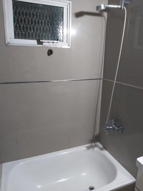 Foto de CASAQUINTA SOBRE TERRENO DE 2400M2 EN LEVENE, CAÑUELAS, imagen 2