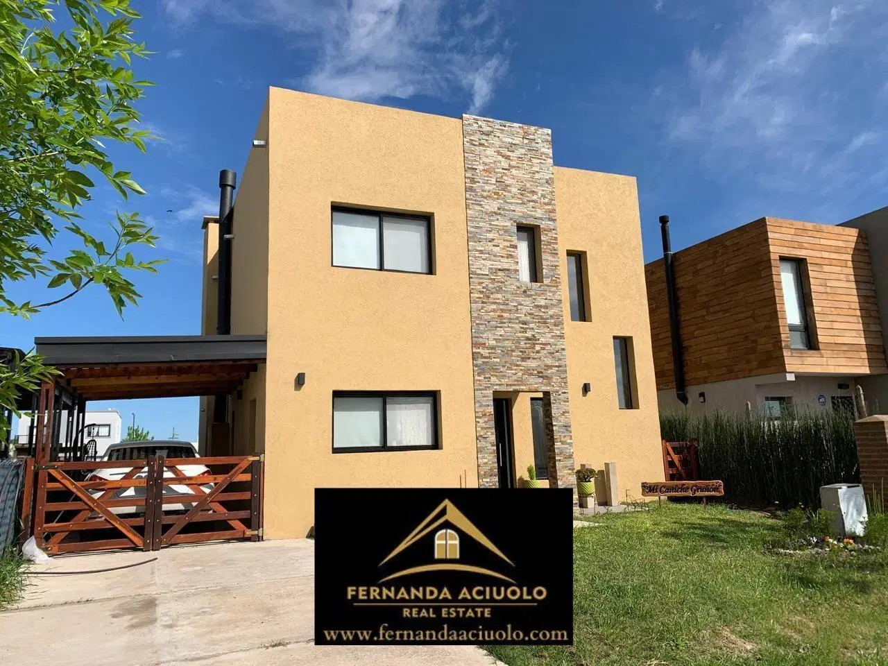 HERMOSA CASA EN VENTA EN BARRIO PRIVADO LAGUNA AZUL 5