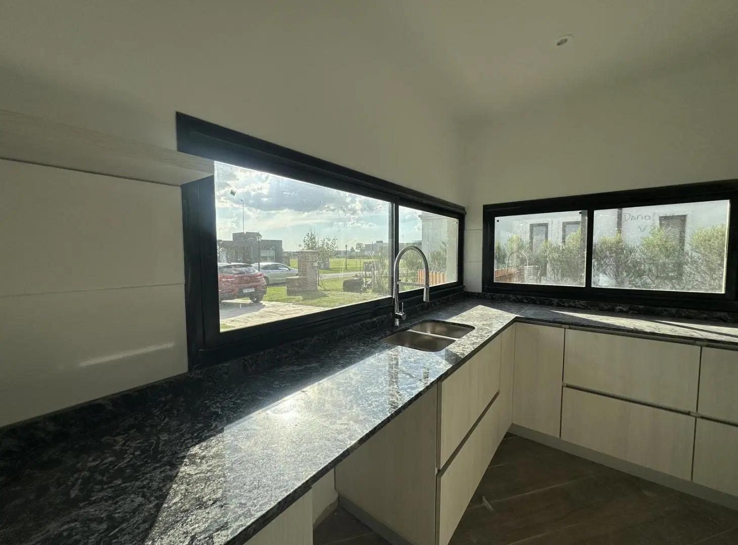 CASA EN VENTA EN BARRIO SAN FELIPE 3