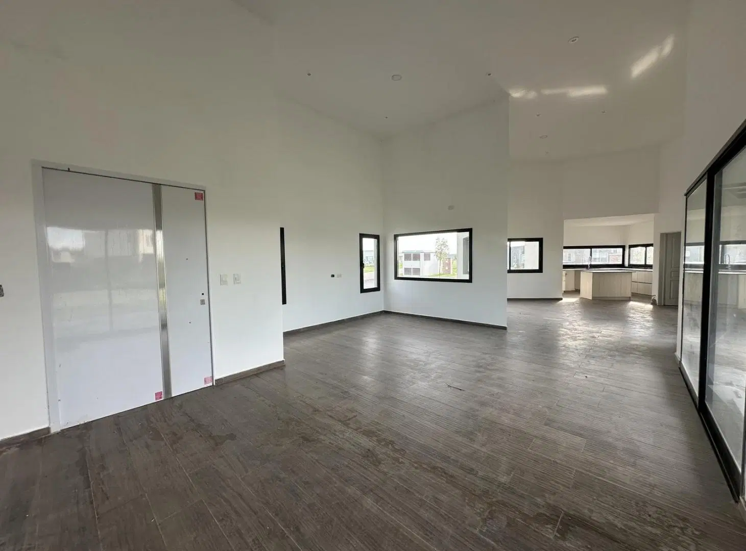 CASA EN VENTA EN BARRIO SAN FELIPE 5