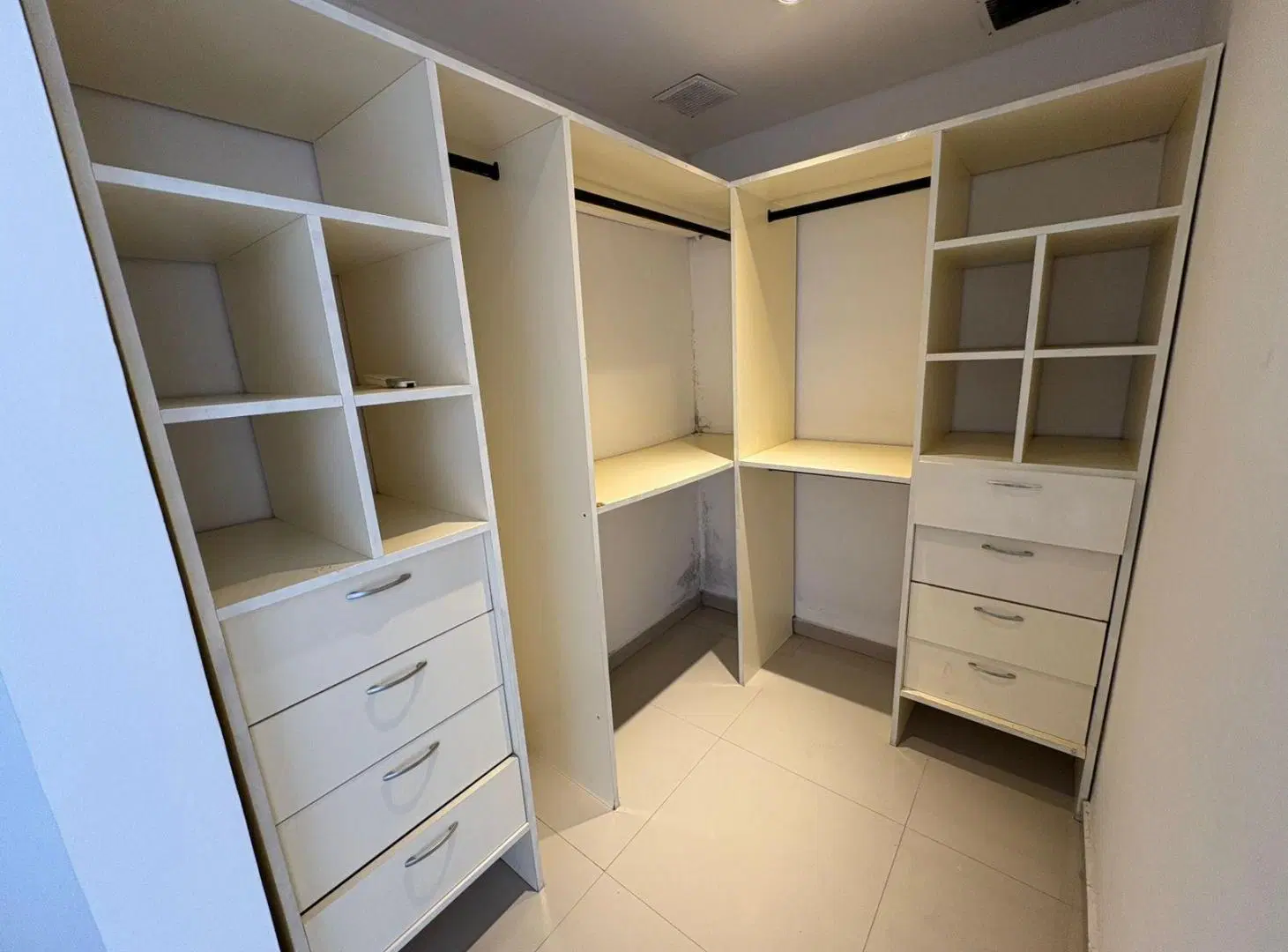 DEPARTAMENTO 3 AMBIENTES EN ALQUILER EN CANNING 4