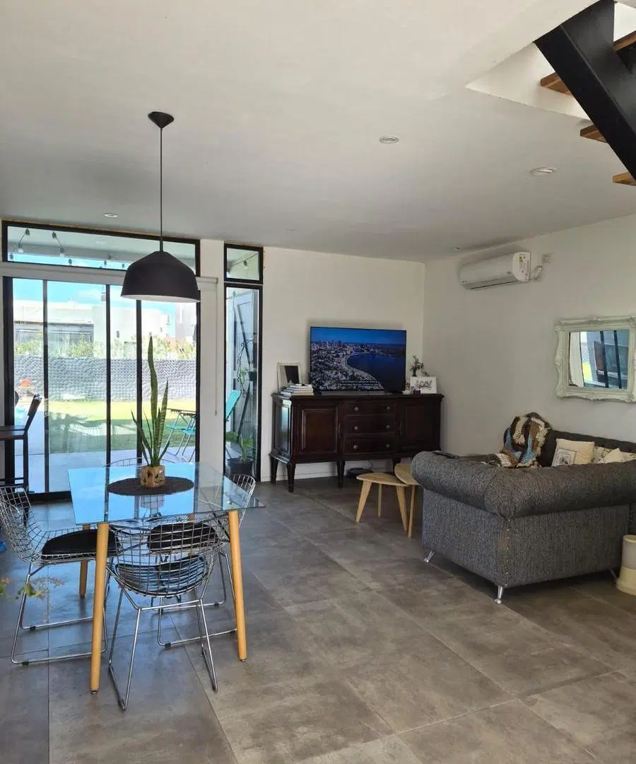 Casa en venta Barrio Privado Laguna Azul 8