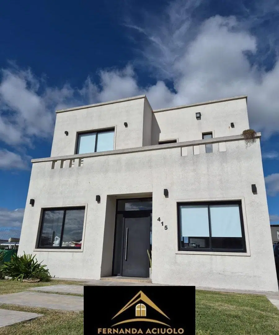 Casa en venta Barrio Privado Laguna Azul 1