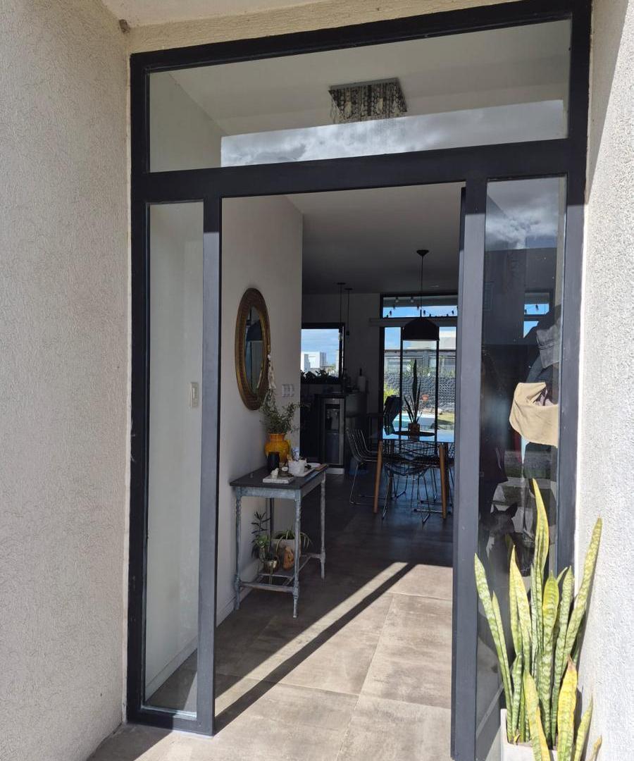 Casa en venta Barrio Privado Laguna Azul
