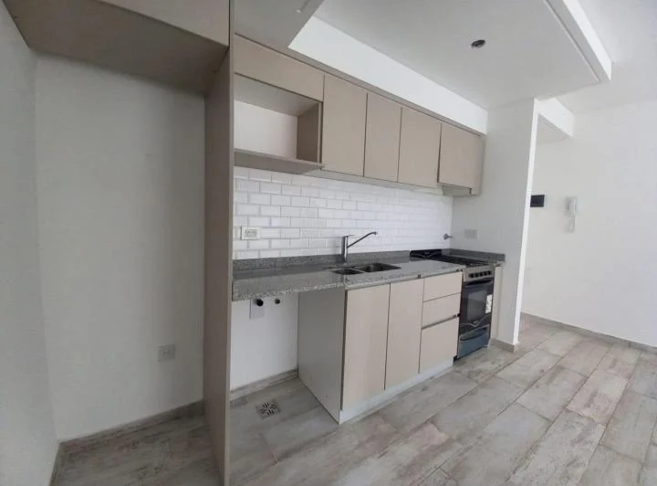 Departamento 2 ambientes con cochera - Villa Ballester 3