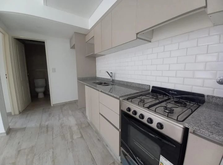 Departamento 2 ambientes con cochera - Villa Ballester 5