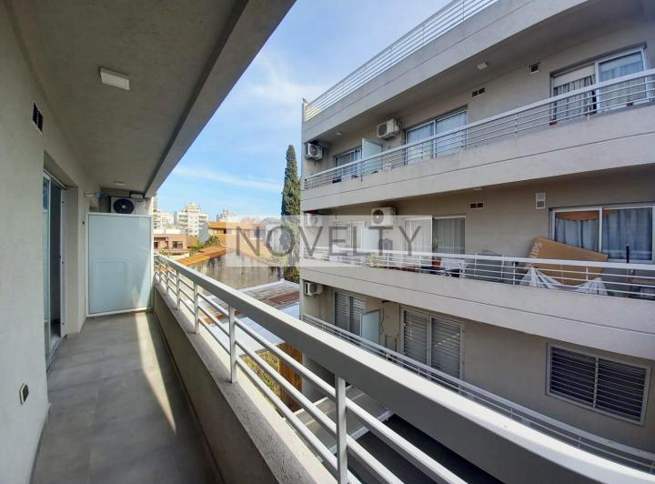 Departamento 2 ambientes con cochera - Villa Ballester 3