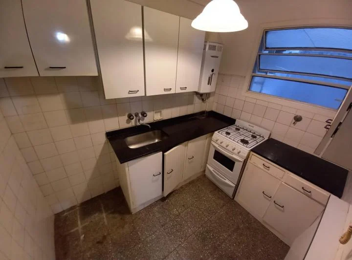 Departamento dos ambientes con patio en alquiler - Colegiales 3