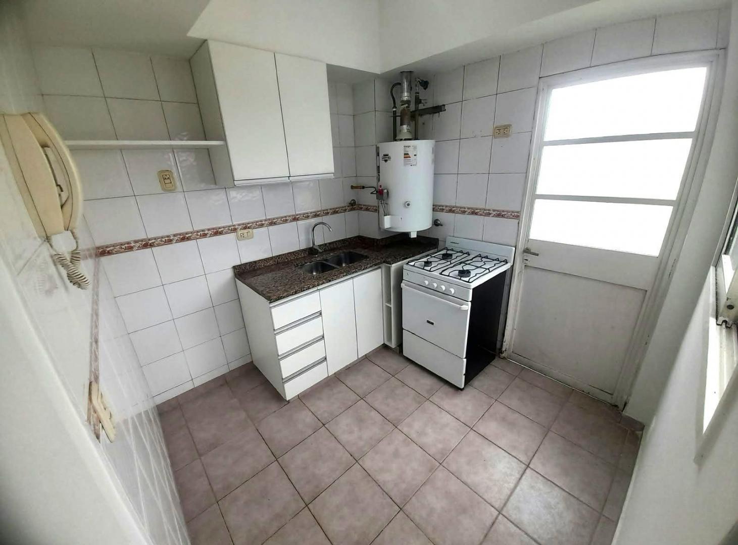 Foto de Departamento 2 ambientes - Montecastro, imagen 5