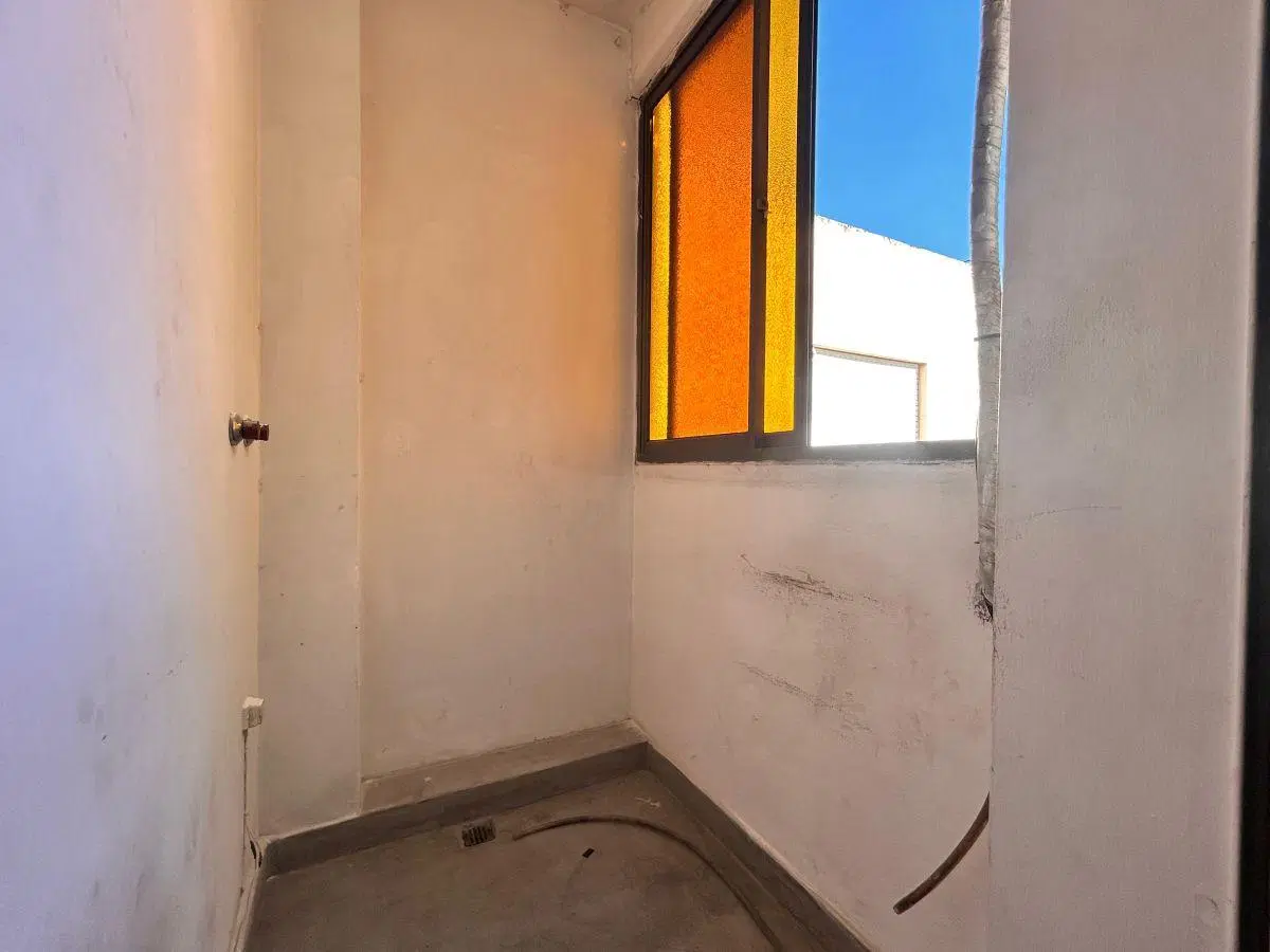 Venta Departamento 2 ambientes en 3er piso por escalera, Versalles 5