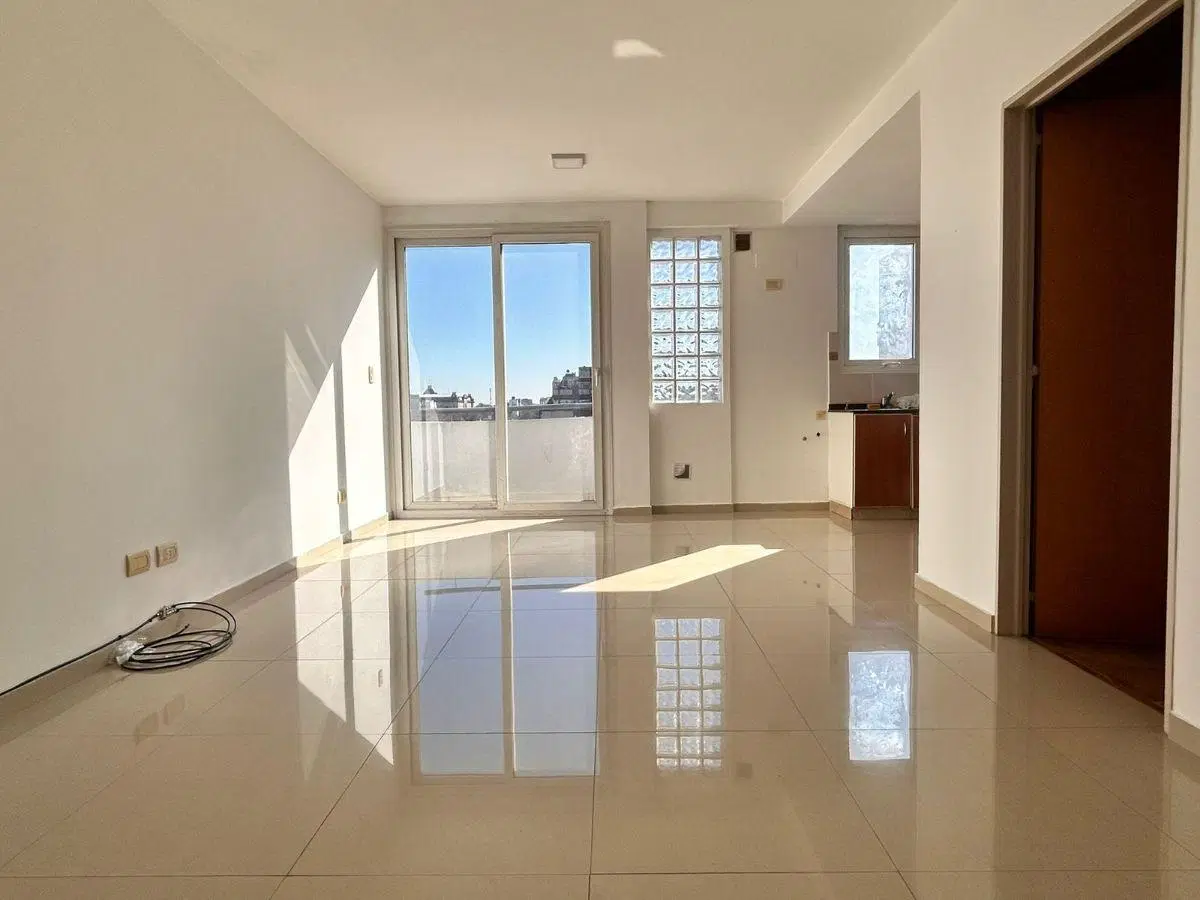 Venta Departamento Monoambiente 7mo piso al frente en Villa Devoto 2