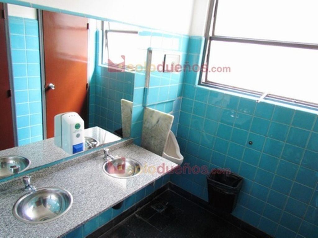 Foto de Oficina frenta en pleno Tribunales, ideal estudio contable/juridico, imagen 4