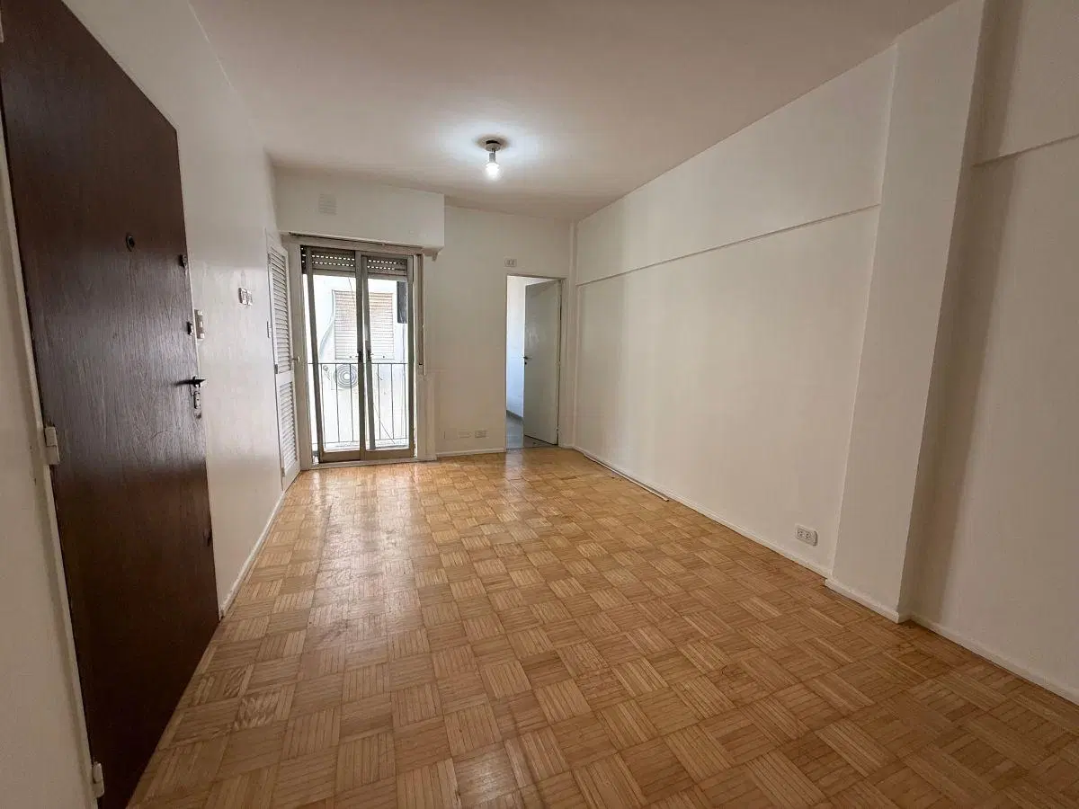 Venta Monoambiente en Recoleta con Balcón francés contrafrente | Ideal Inversión Airbnb 2