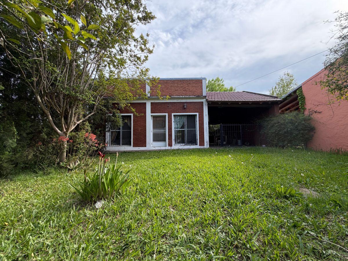 Foto de Casa en venta en Villa Elisa ER, imagen 1