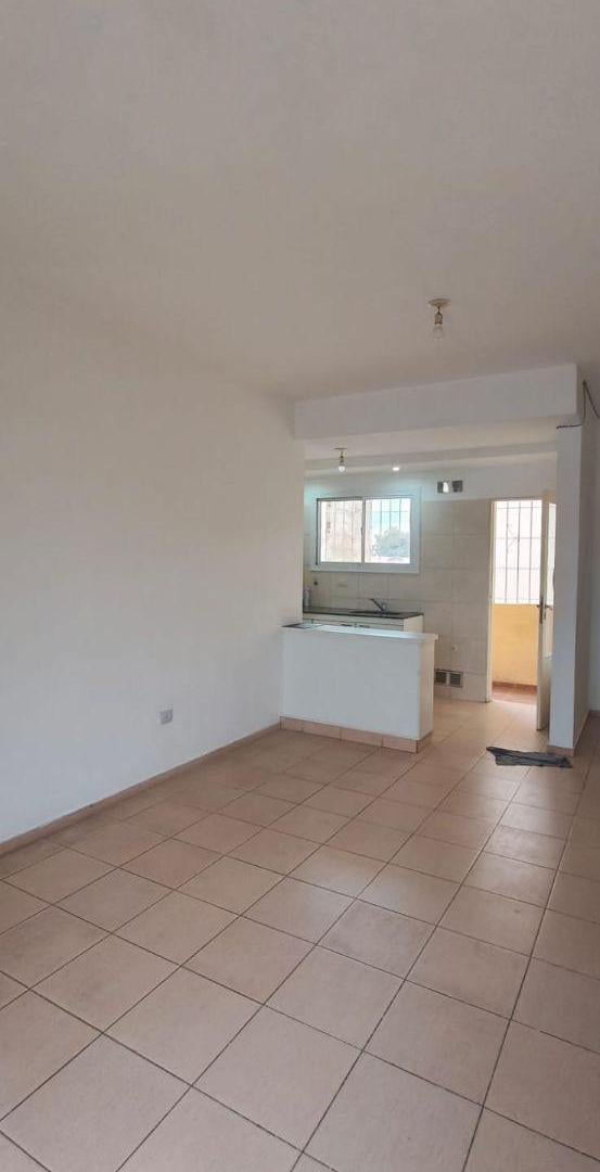 Se Alquila Hermoso Dpto de 1 Dormitorio con Balcon externo