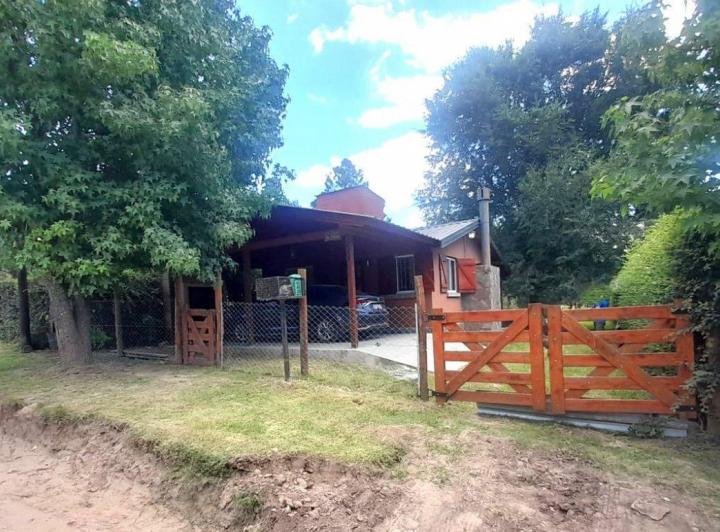 VENTA CASA 2 DORMITORIOS EN EL VERGEL LOS REARTES! 1