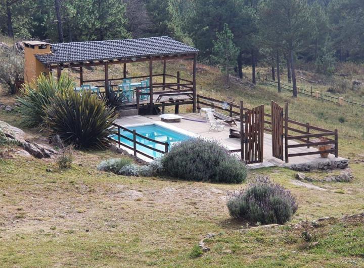 SE VENDE COMPLEJO DE 5 CABAÑAS CON PILETA 1 HECTAR 5