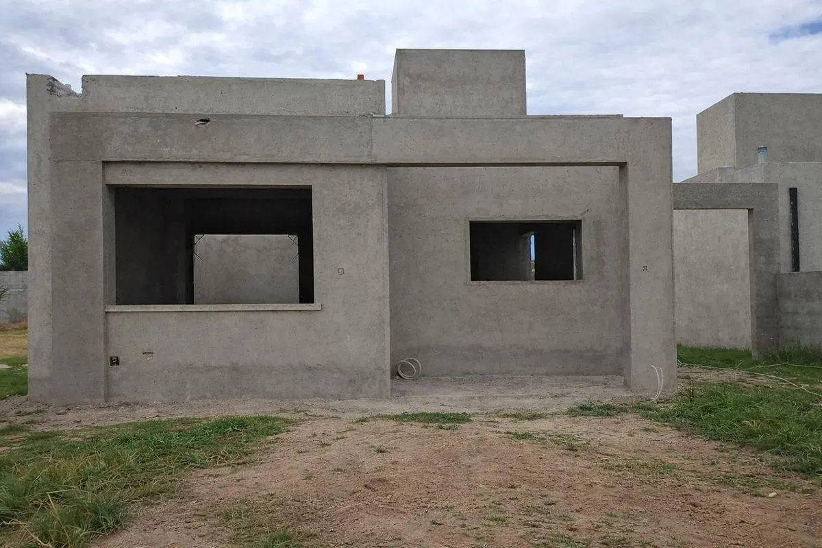 VENTA CASA EN PORTALES DEL TALA 4