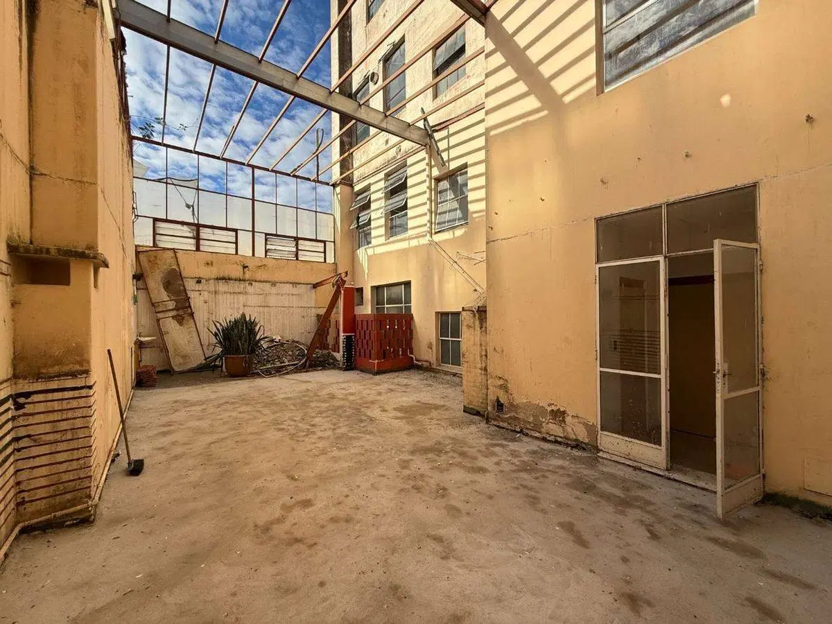 VENTA OFICINA EN EL CENTRO 500m2 4