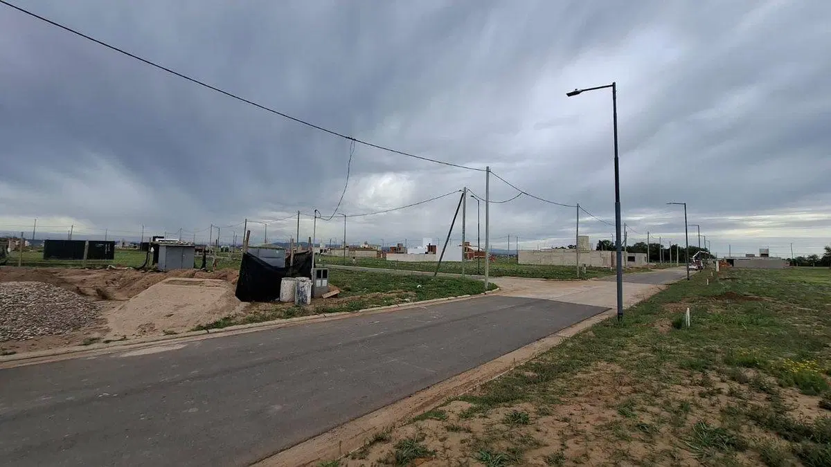 VENTA LOTE CUESTAS DE MANANTIALES 3