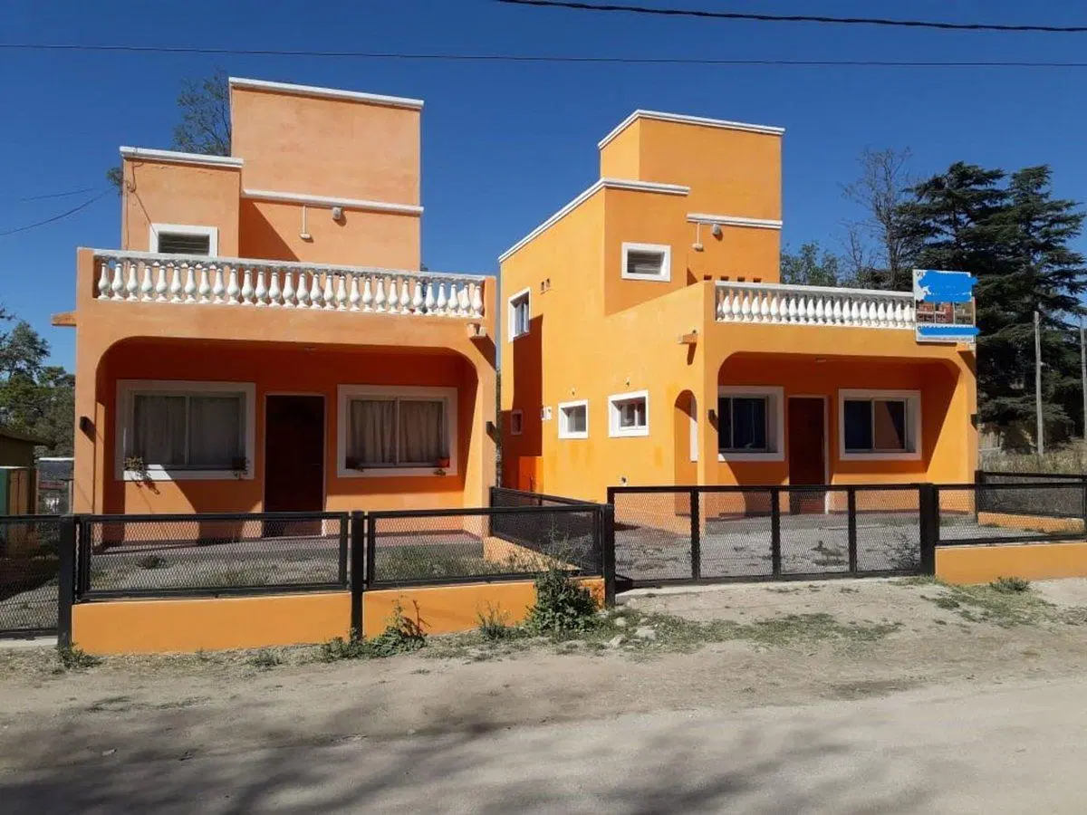 VENTA DUPLEX 2 DORMITORIOS APTO CREDITO TANTI. CBA 4