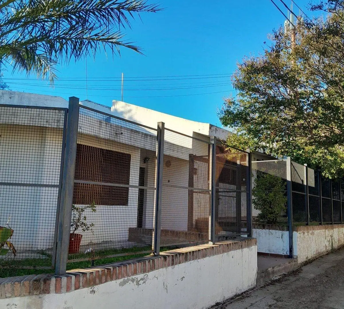 VENTA Casa 3 dormitorios - Zona Ruta 20 4
