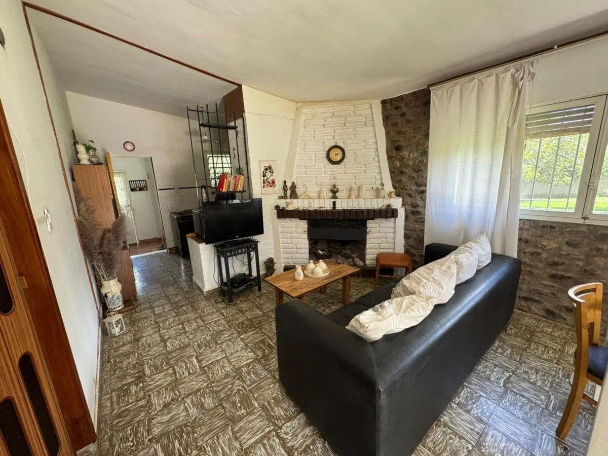 VENTA DE CASA + LOTE - CAPILLA DEL MONTE 3