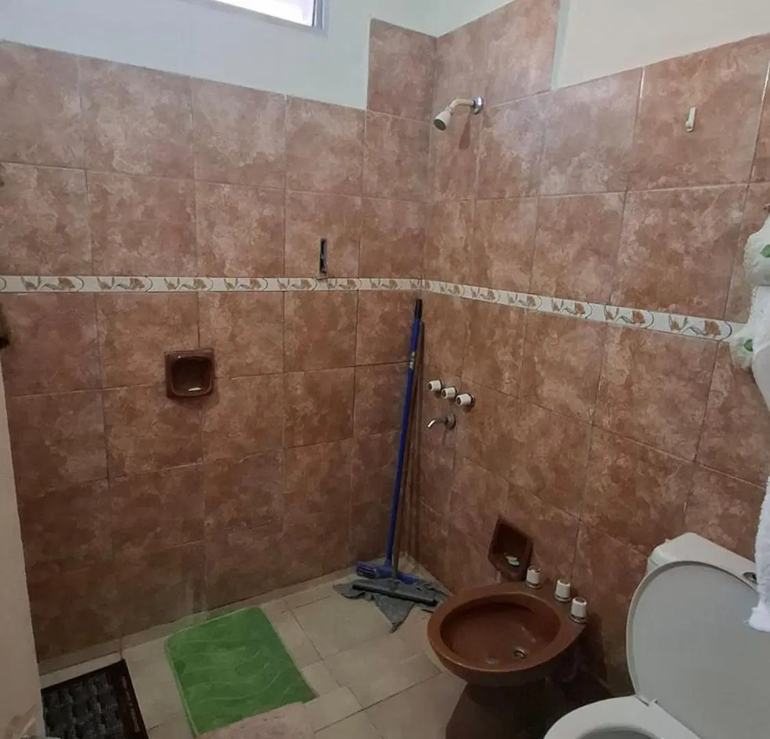 VENTA CASA 3 DORMITORIOS (PQUE. SAN ANTONIO). 2