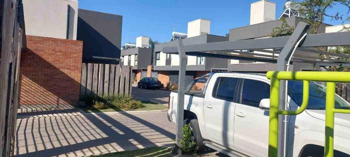 VENTA DUPLEX 3 DORMITORIOS, HOUSING DISTRITO BUNGE 5