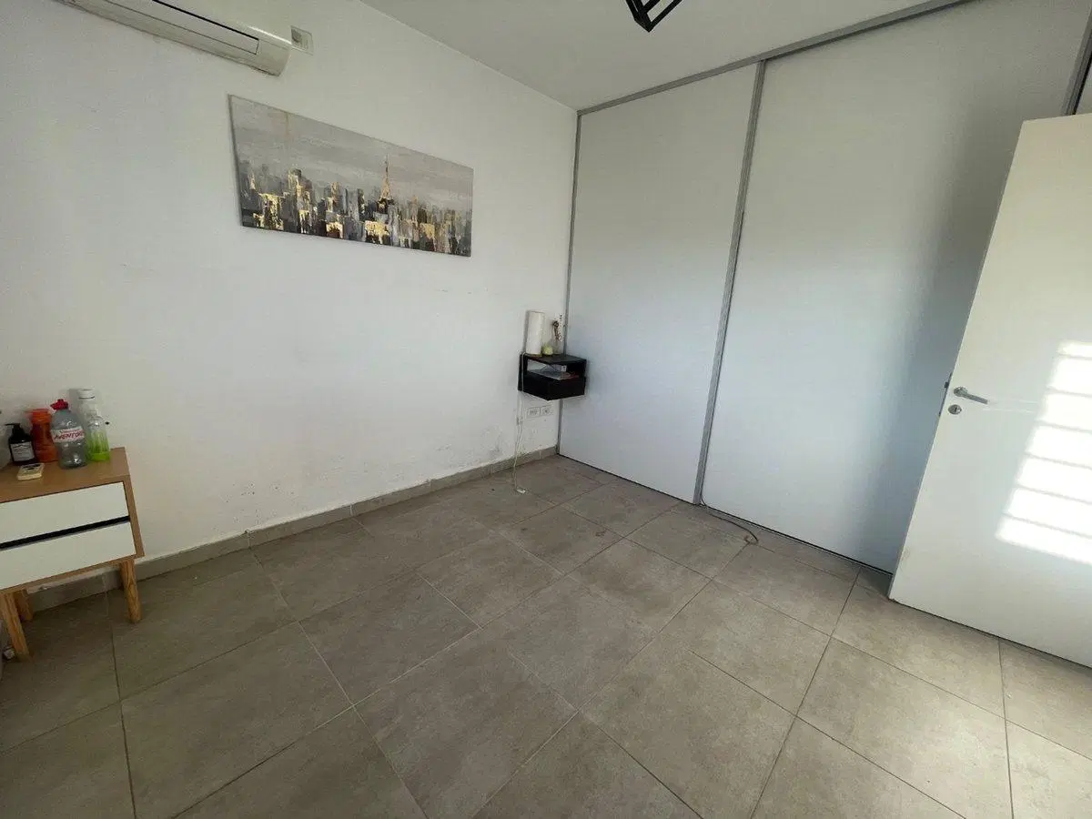 Venta duplex 3 dormitorios Lomas del Chateau 5