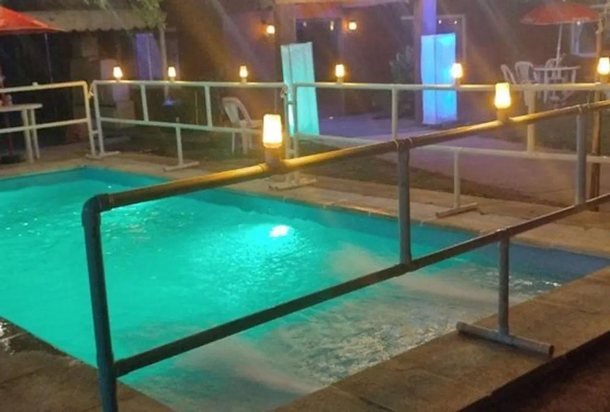 SE VENDE CASA MAS SALON COMERCIAL B* LOS QUIMICOS 3