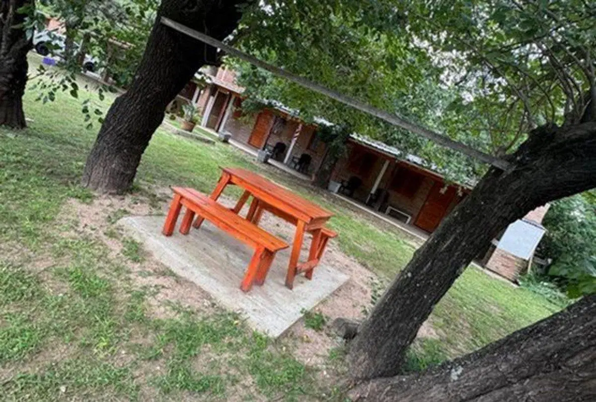 VENTA COMPLEJO DE CABAÑAS CON PILETA EN ANISACATE 2