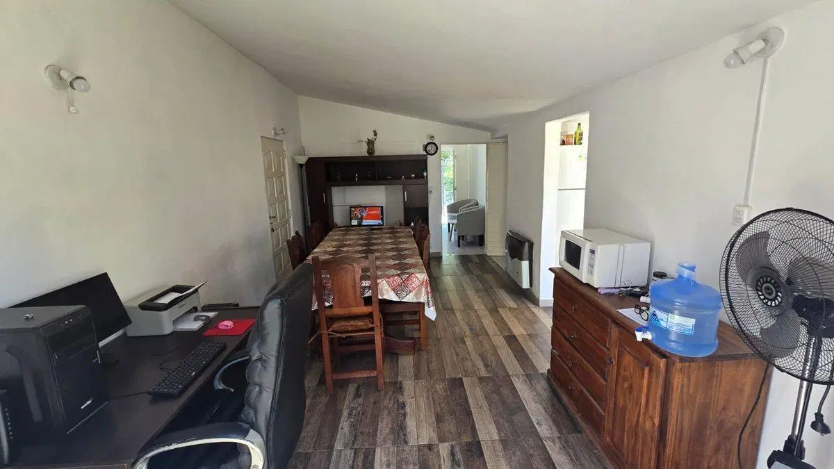 VENTA HERMOSA CASA 3 D EN B° 20 DE JUNIO 2