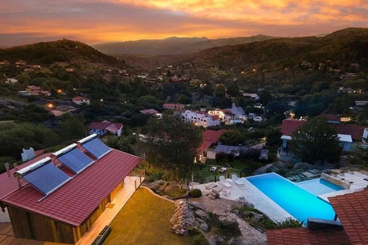 VENTA HERMOSO COMPLEJO DE SUITES DE LUJO 4