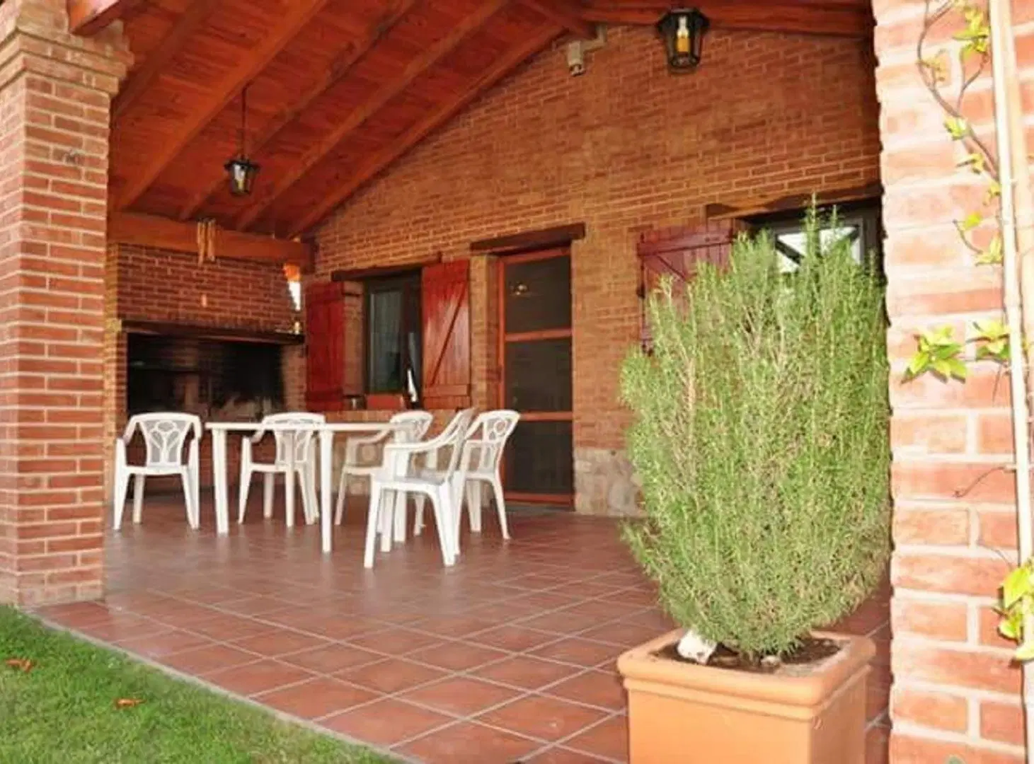 VENTA INCREIBLE COMPLEJO DE CABAÑAS en NONO 4