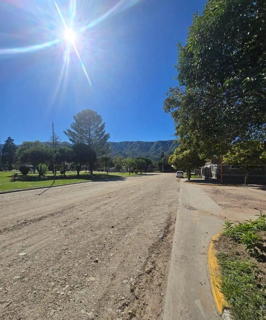 CASA EN VENTA GRAN TERRENO EN BIALET MASSE 4