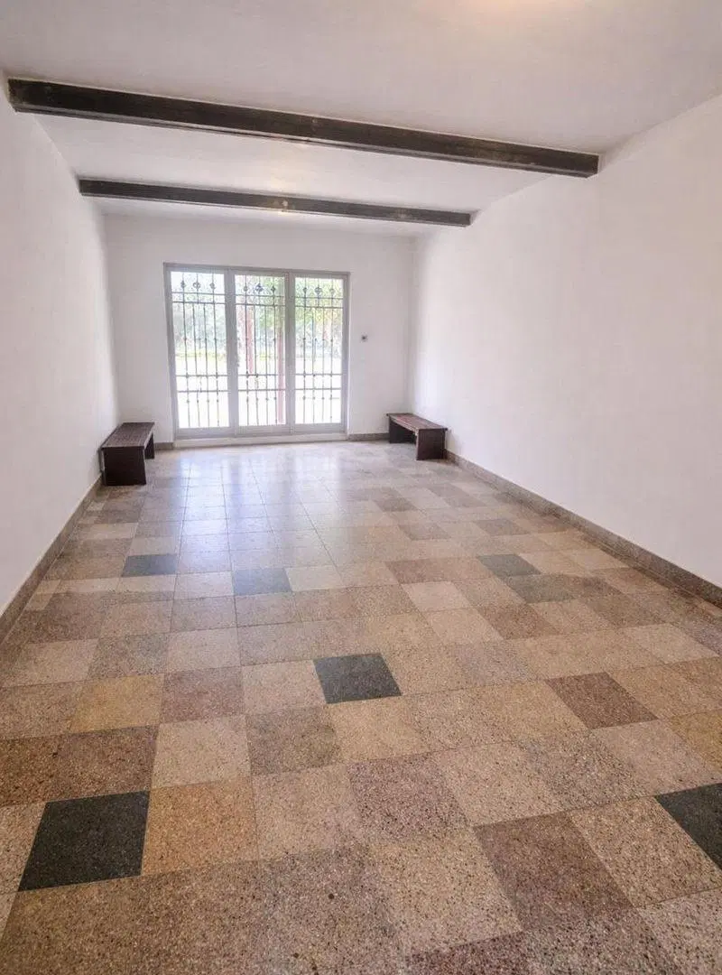 CASA EN VENTA GRAN TERRENO EN BIALET MASSE 2